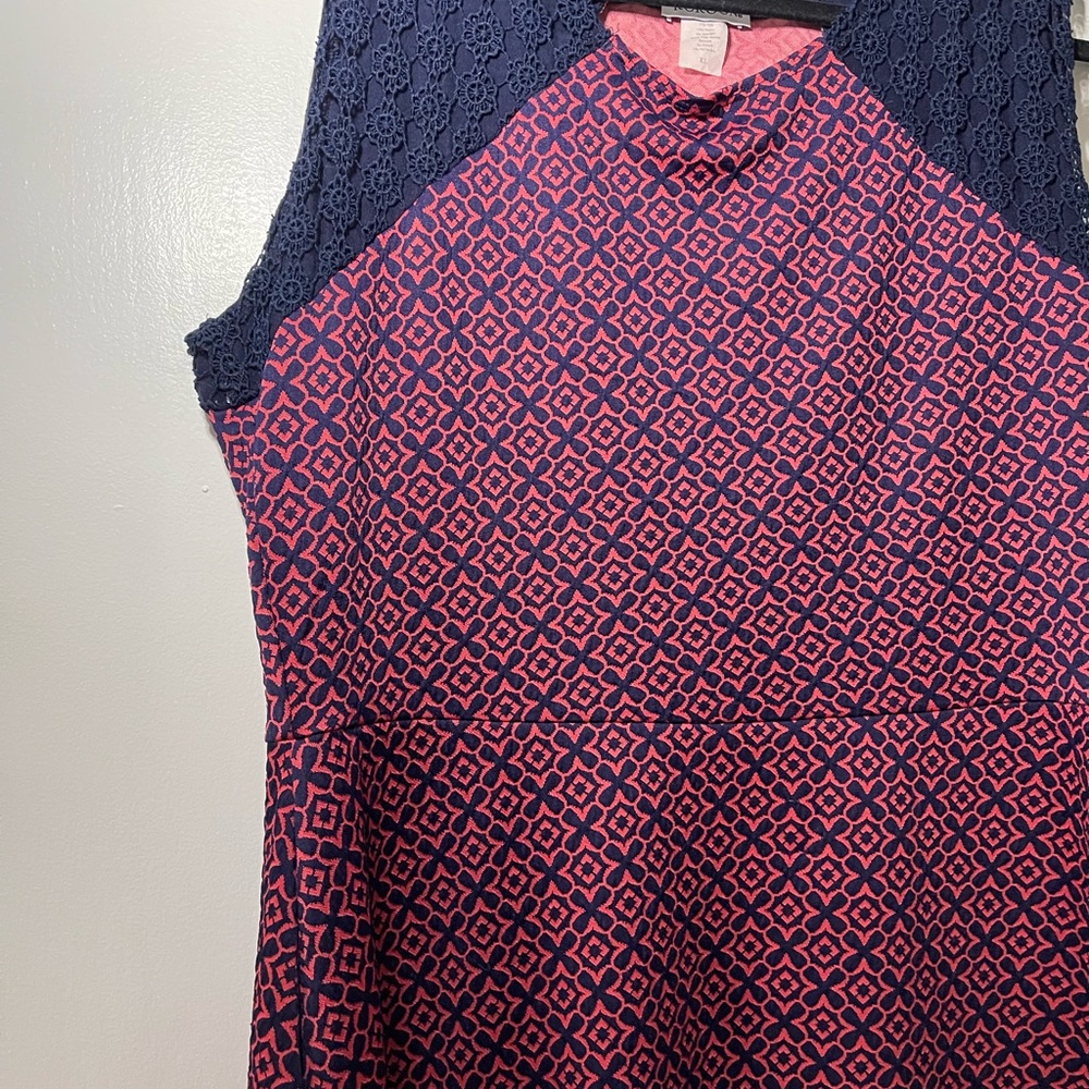 Dress - Picture 4 of 4